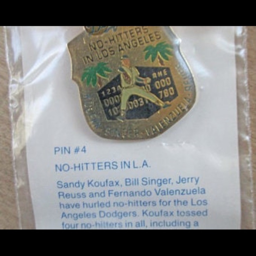 DODGERS UNOCAL 76 NO HITTERS IN LA PIN #4 MLB 1991